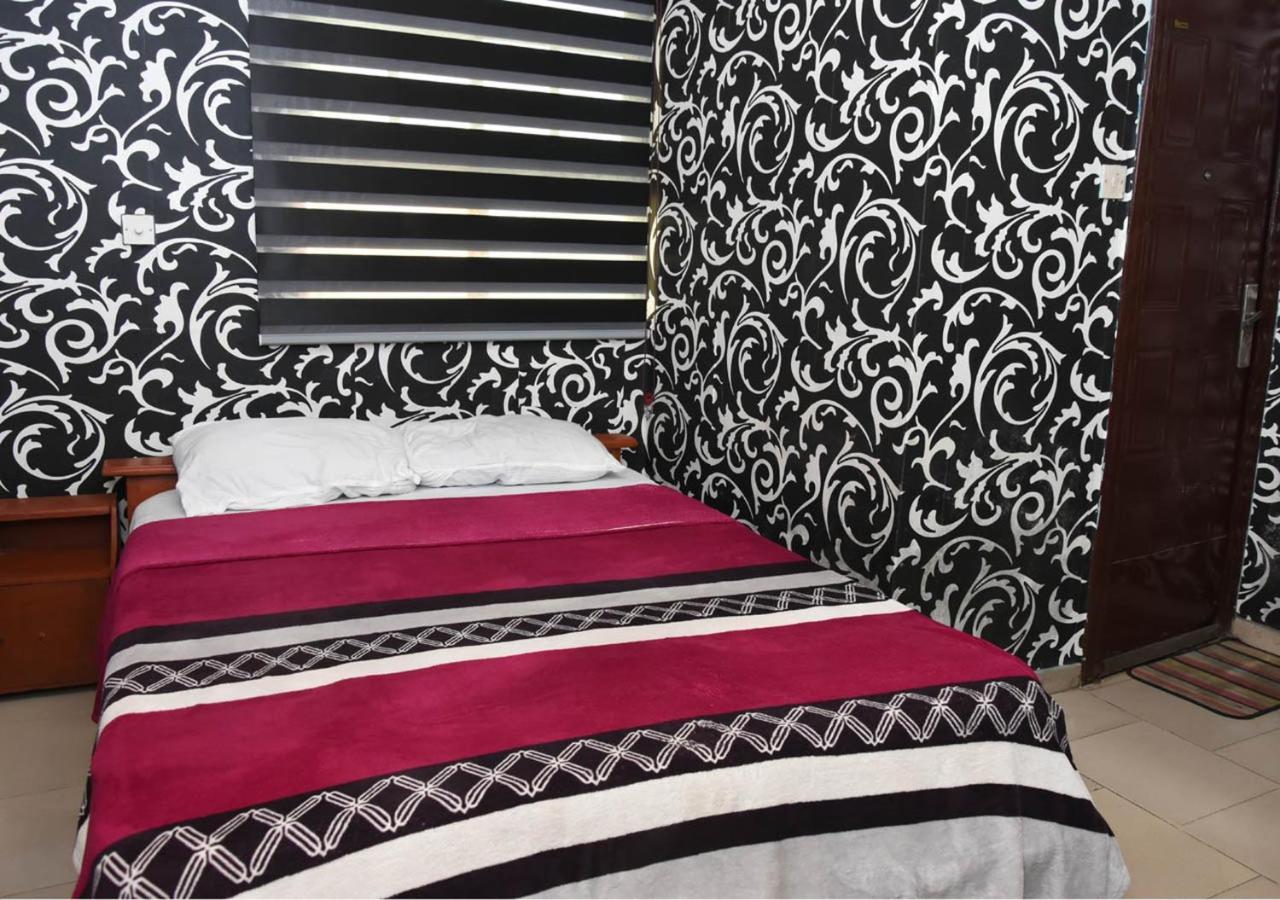 24-7 Electricity Agore Hotels And Suites Ltd Awoyaya Luaran gambar